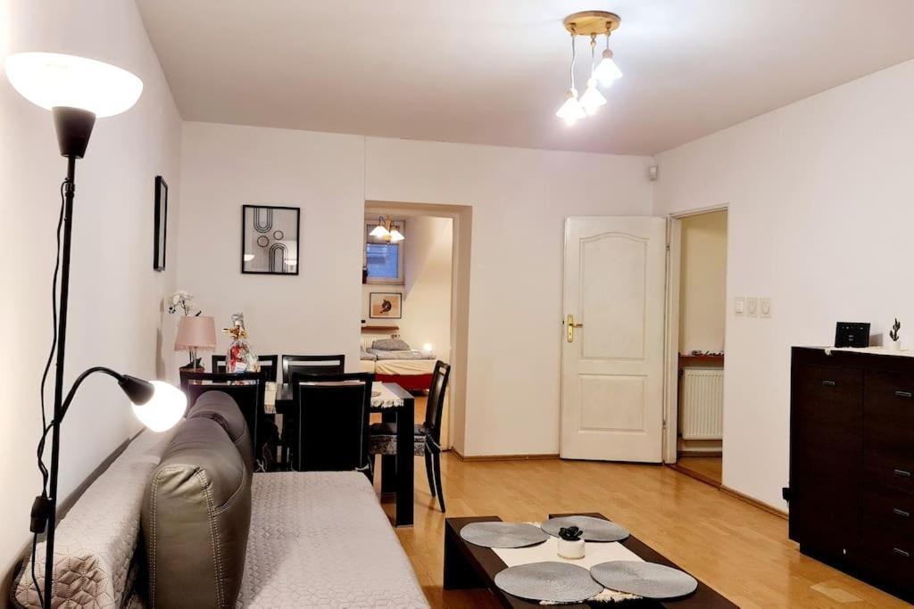 Przestronny 3 Sypialnie Na Filipa Apartment Krakow